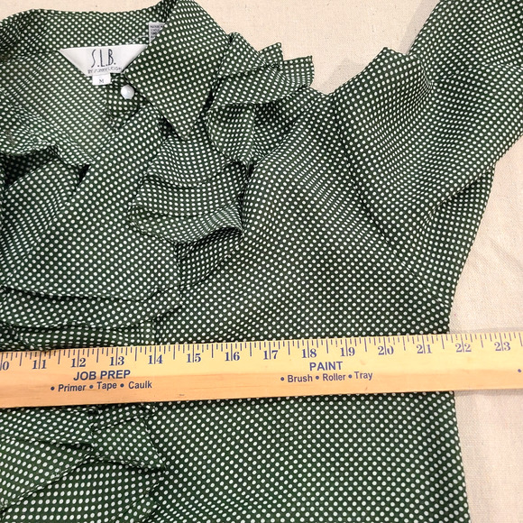 SLB Sunny Leigh Green Polka Dot Bell Sleeve Ruffle Button Up Top Coquette Size M - Picture 9 of 10
